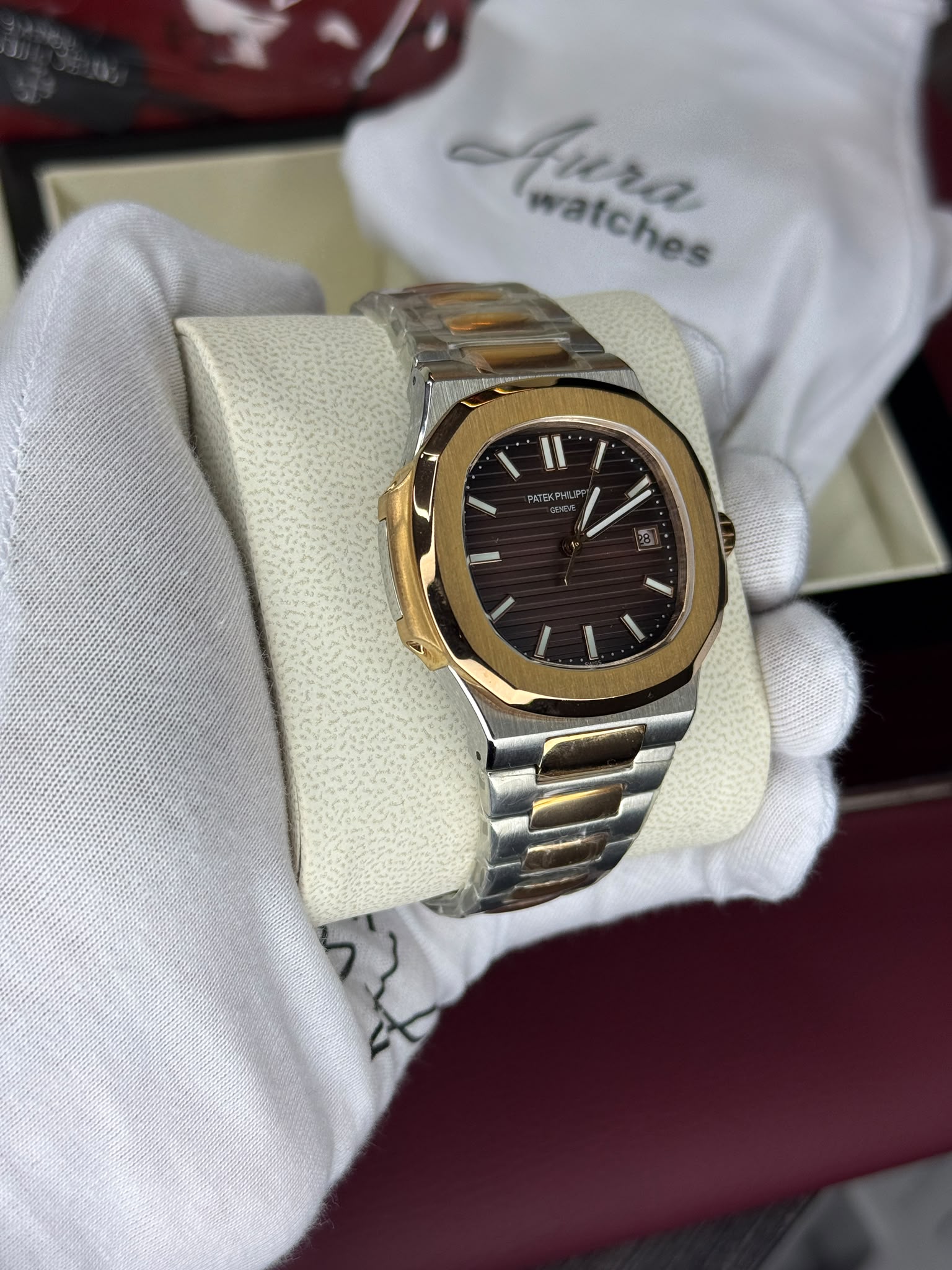 PATEK PHILIPPE görünüm 2